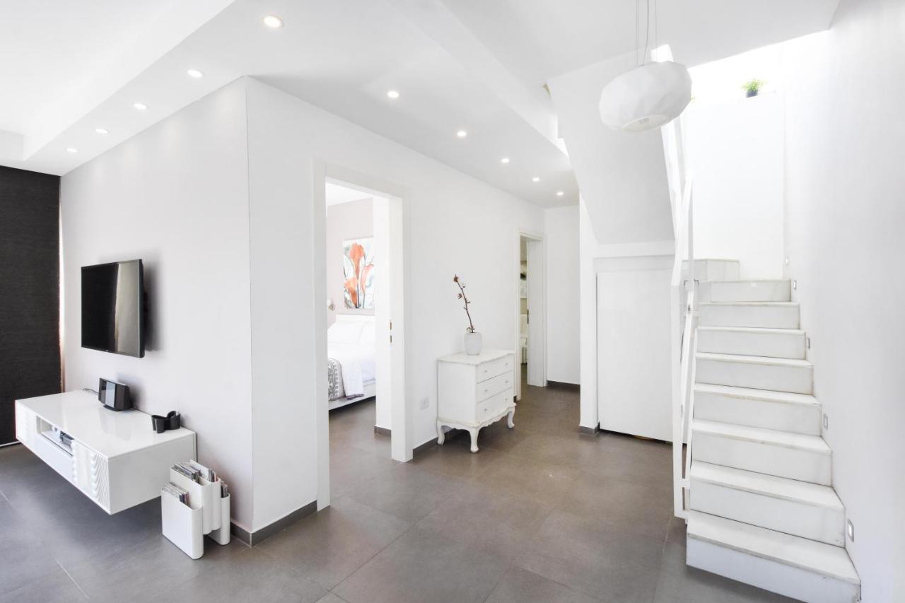 Spacious 2-Br In Shenkin Street By Holyguest Tel Aviv Exterior photo